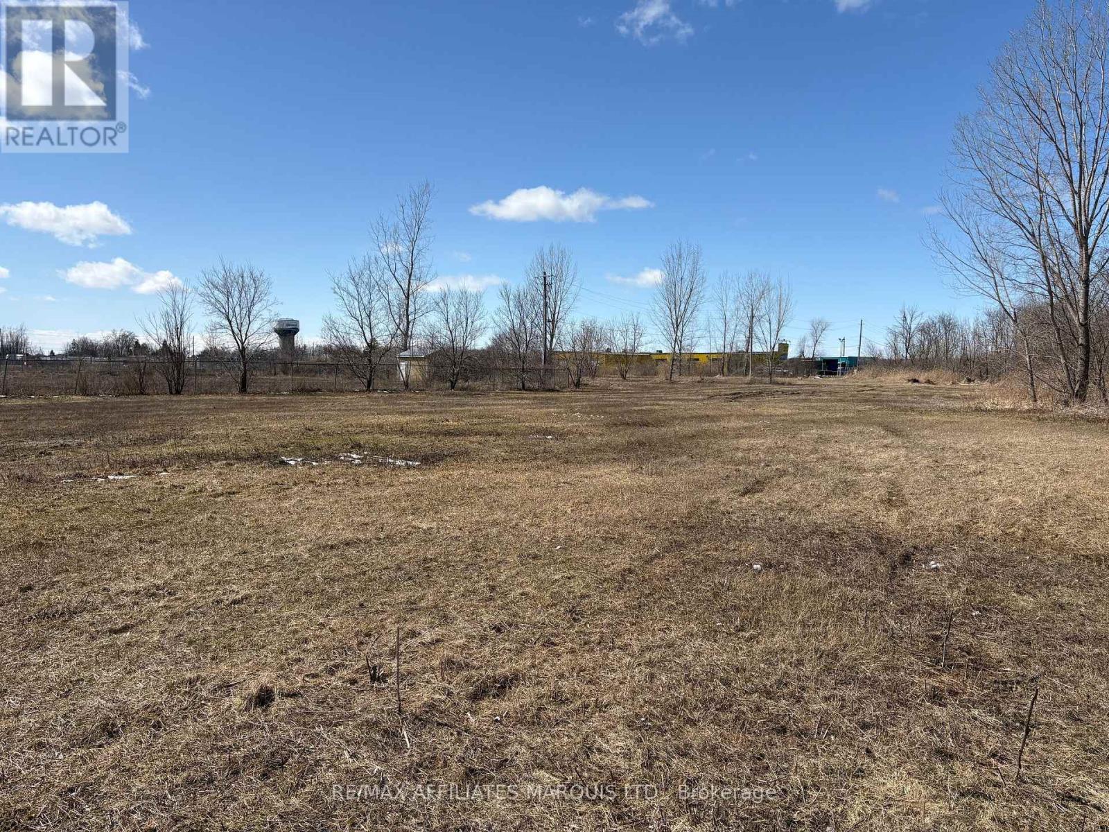 718 Tollgate Road E, Cornwall, Ontario  K6H 5R6 - Photo 6 - X12080872