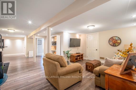 21 Sherwood Crescent, South Huron, Ontario  N0M 1S1 - Photo 22 - X12073162