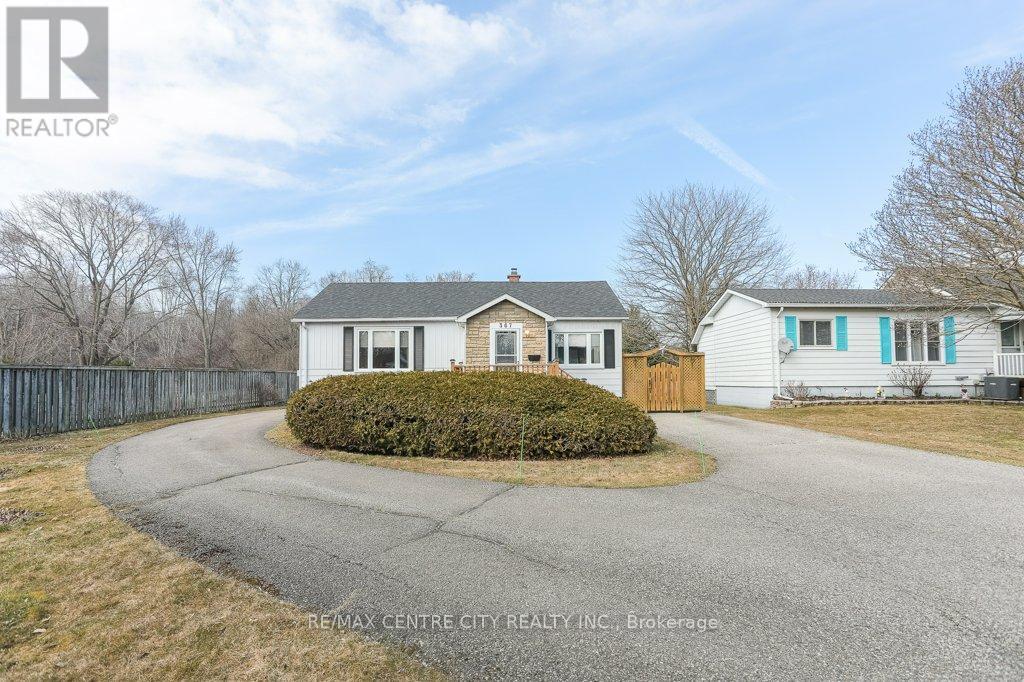 Property at 367 WARREN STREET image 2