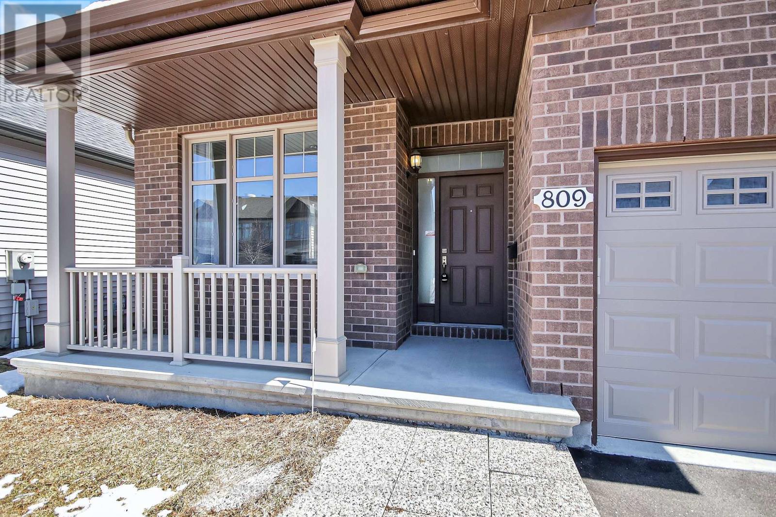 Property at 809 CARNELIAN CRESCENT image 3