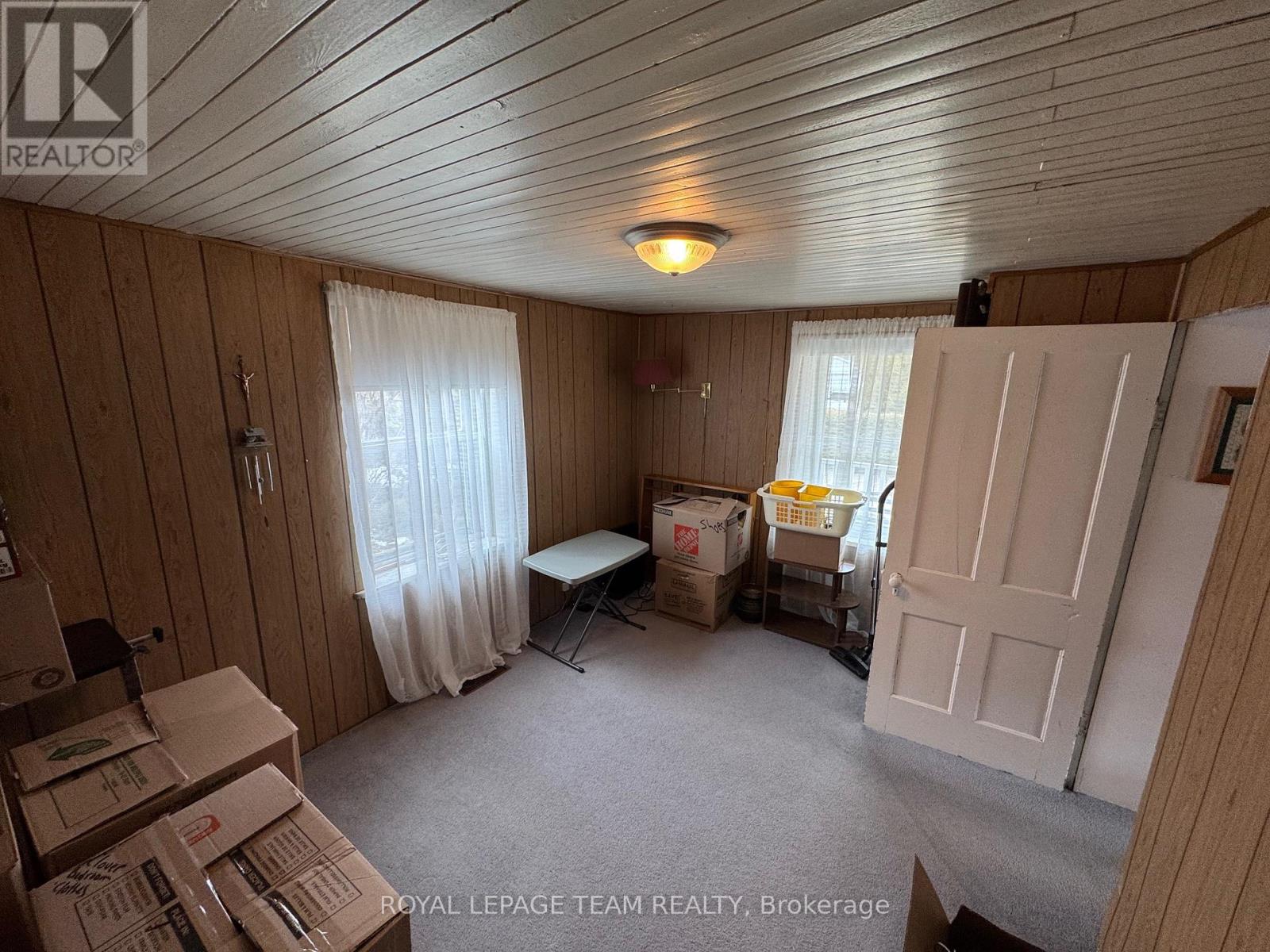 22 Wilson Street, Laurentian Hills, Ontario  K0J 1J0 - Photo 21 - X12080706