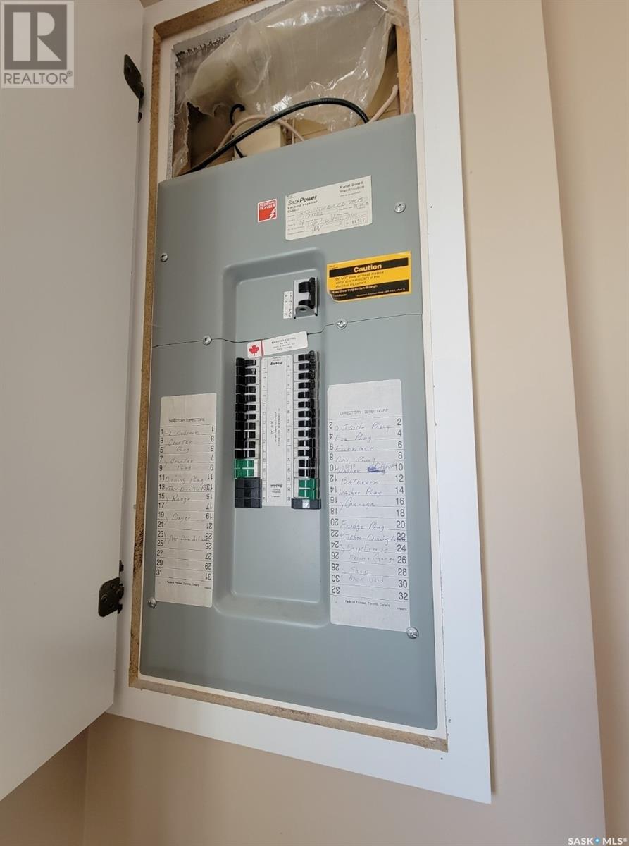 N 5040 Mirror Drive, Macklin, Saskatchewan  S0L 2C0 - Photo 20 - SK002715