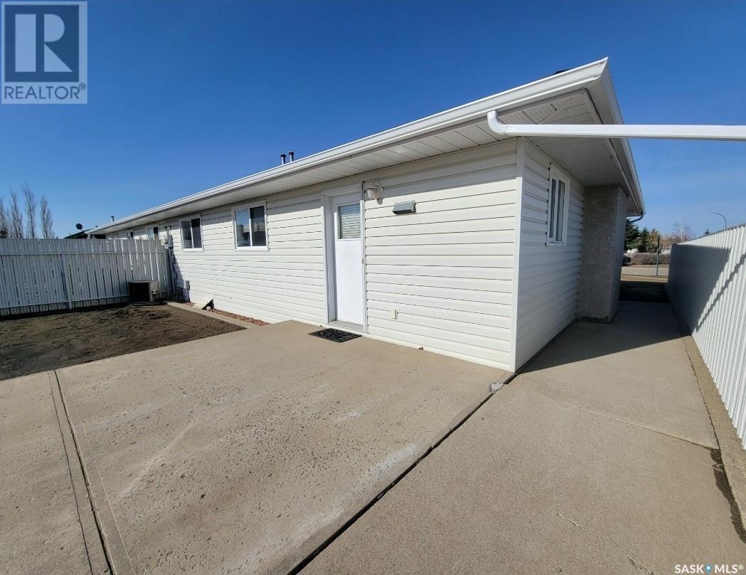 N 5040 Mirror Drive, Macklin, Saskatchewan  S0L 2C0 - Photo 25 - SK002715