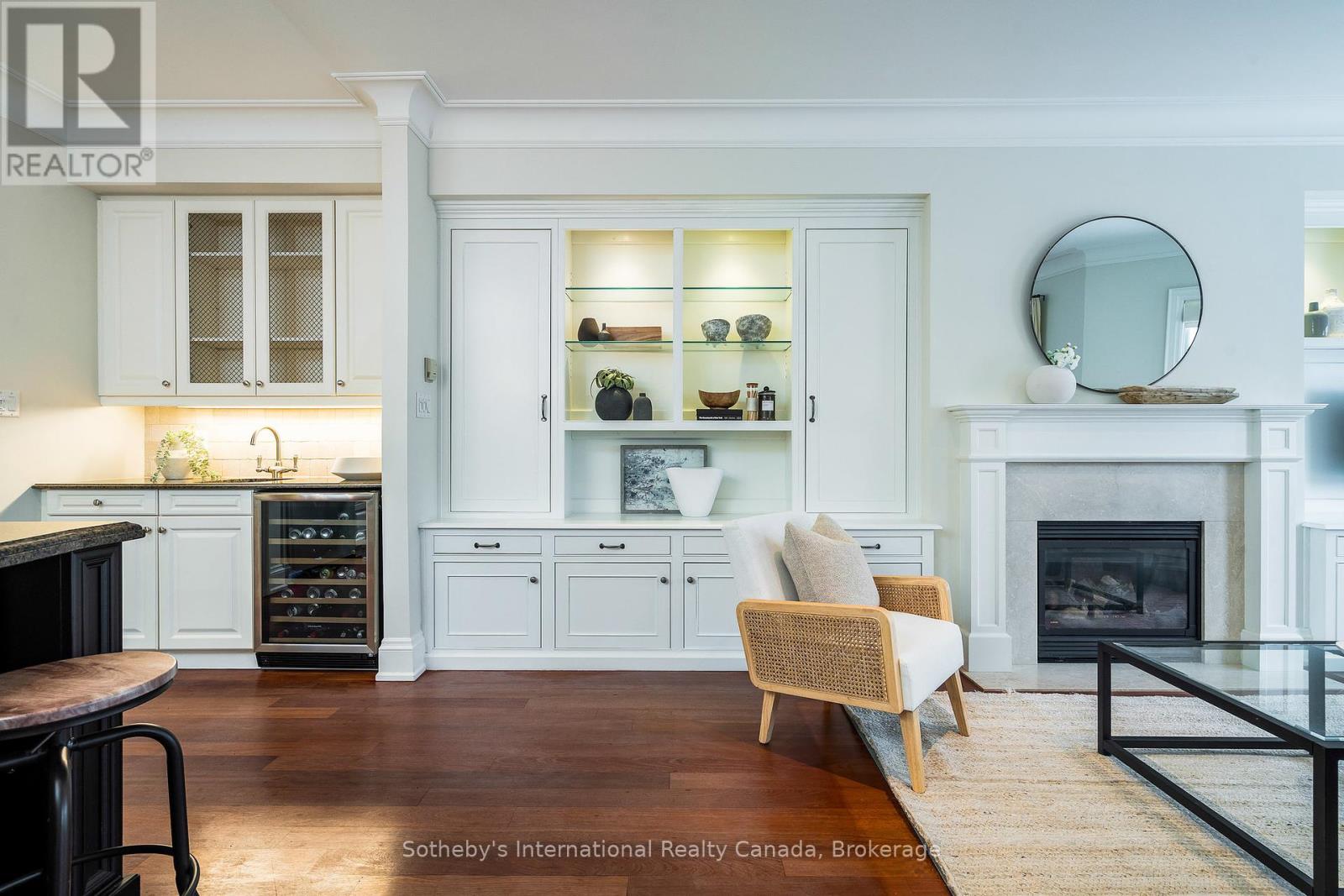 504 - 40 Trott Boulevard, Collingwood, Ontario  L9Y 5K5 - Photo 7 - S12032411