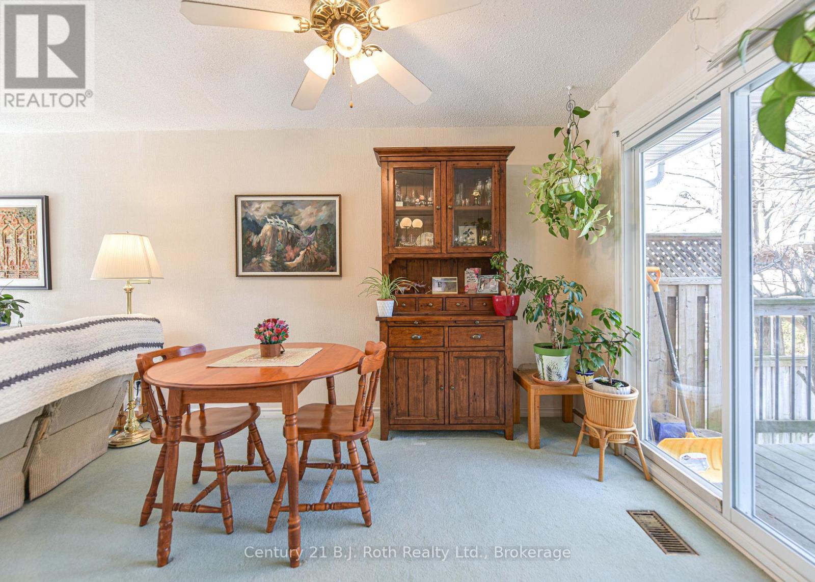 24 Champlain Street, Orillia, Ontario  L3V 2G7 - Photo 14 - S12043869