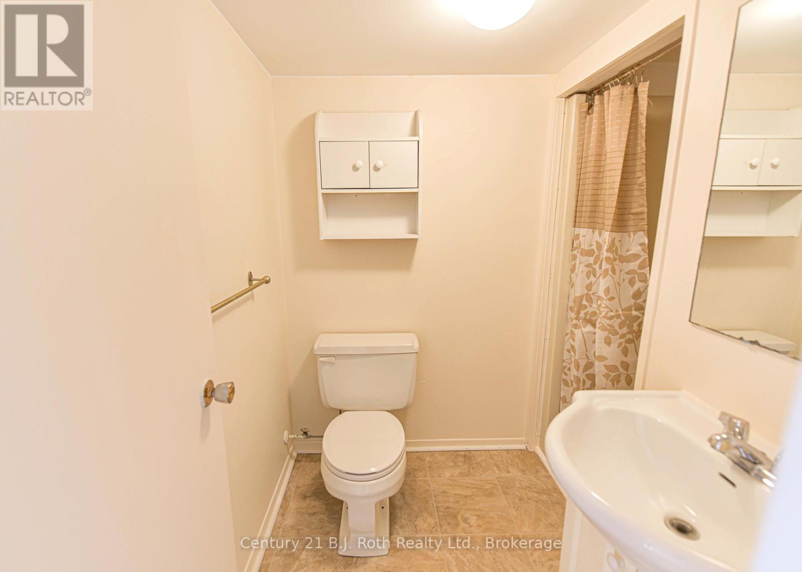 24 Champlain Street, Orillia, Ontario  L3V 2G7 - Photo 33 - S12043869