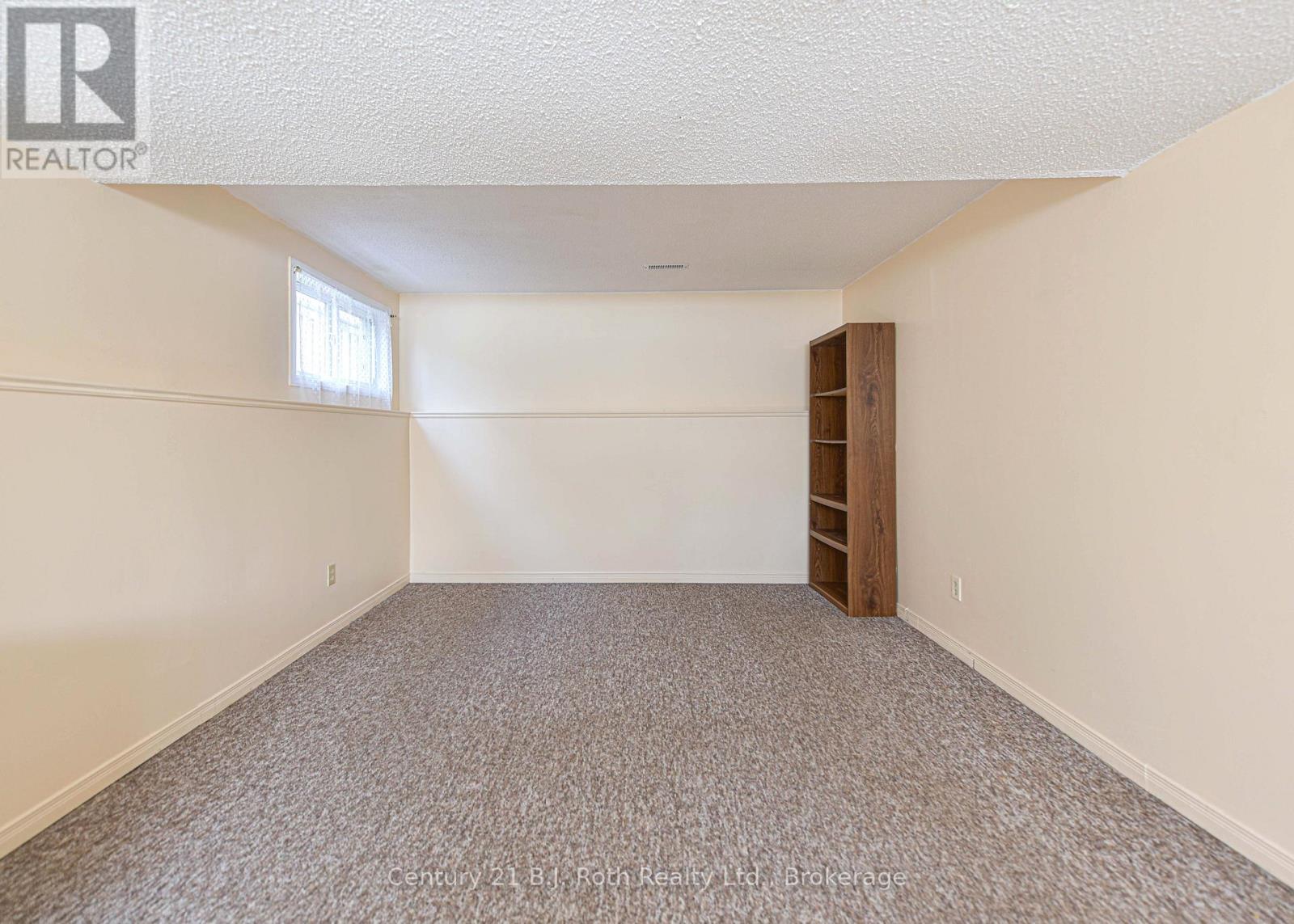 24 Champlain Street, Orillia, Ontario  L3V 2G7 - Photo 40 - S12043869