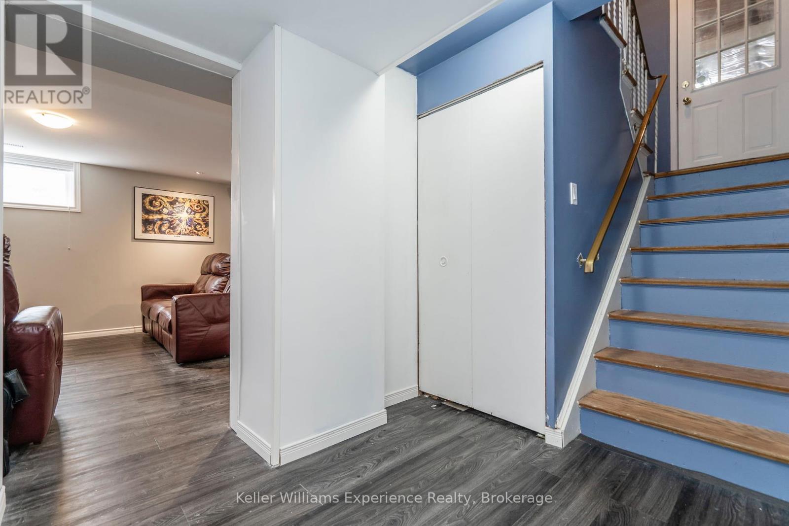 701 Bayview Drive, Midland, Ontario  L4R 2P4 - Photo 14 - S12080877