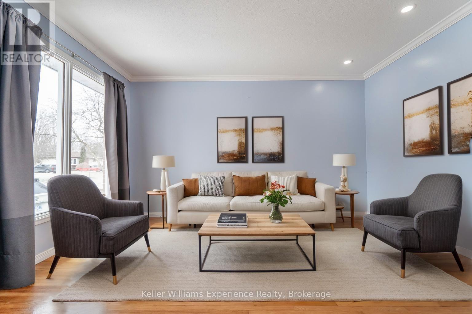 701 Bayview Drive, Midland, Ontario  L4R 2P4 - Photo 6 - S12080877