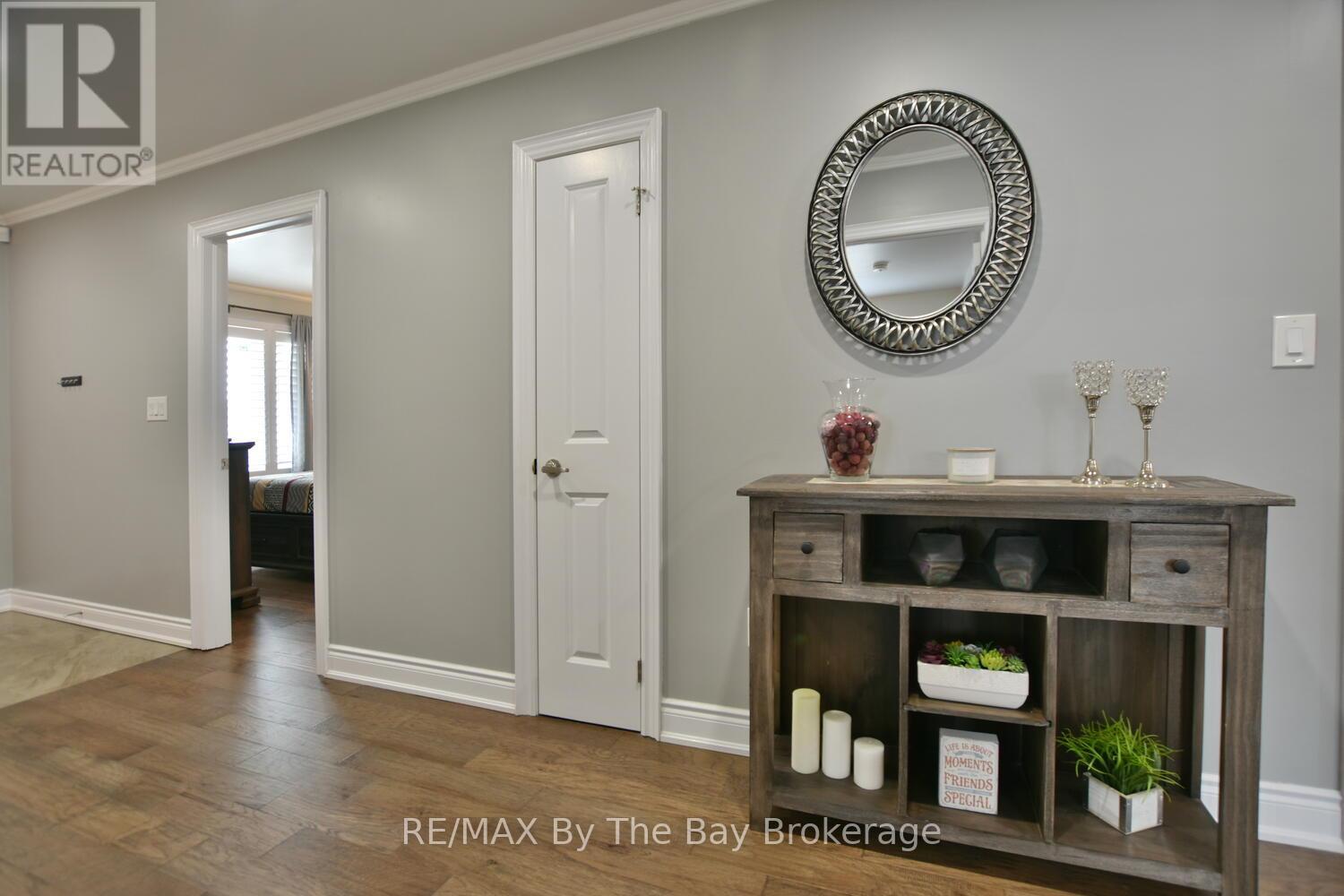 104 61st Street S, Wasaga Beach, Ontario  L9Z 2Z3 - Photo 10 - S12080941