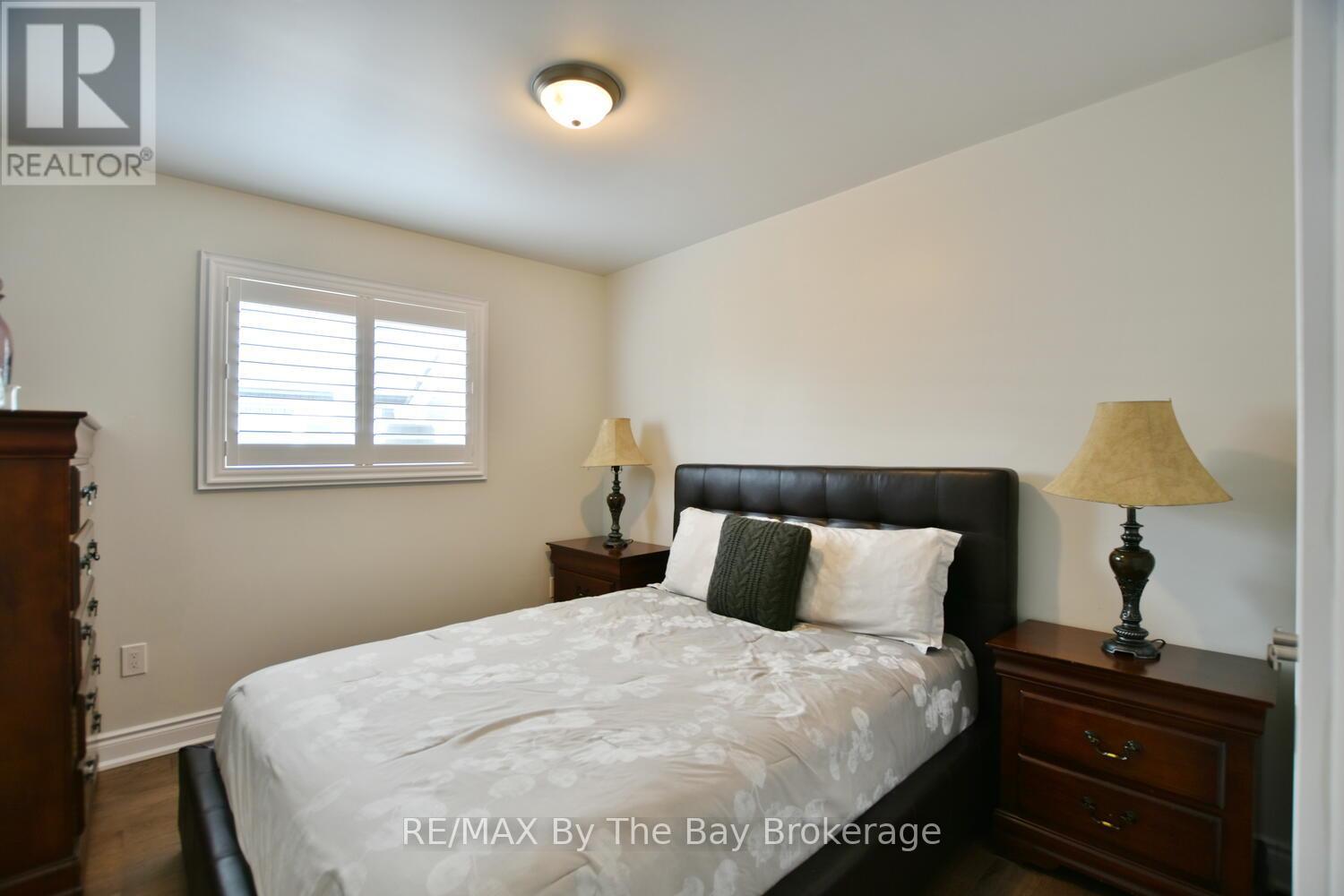 104 61st Street S, Wasaga Beach, Ontario  L9Z 2Z3 - Photo 27 - S12080941