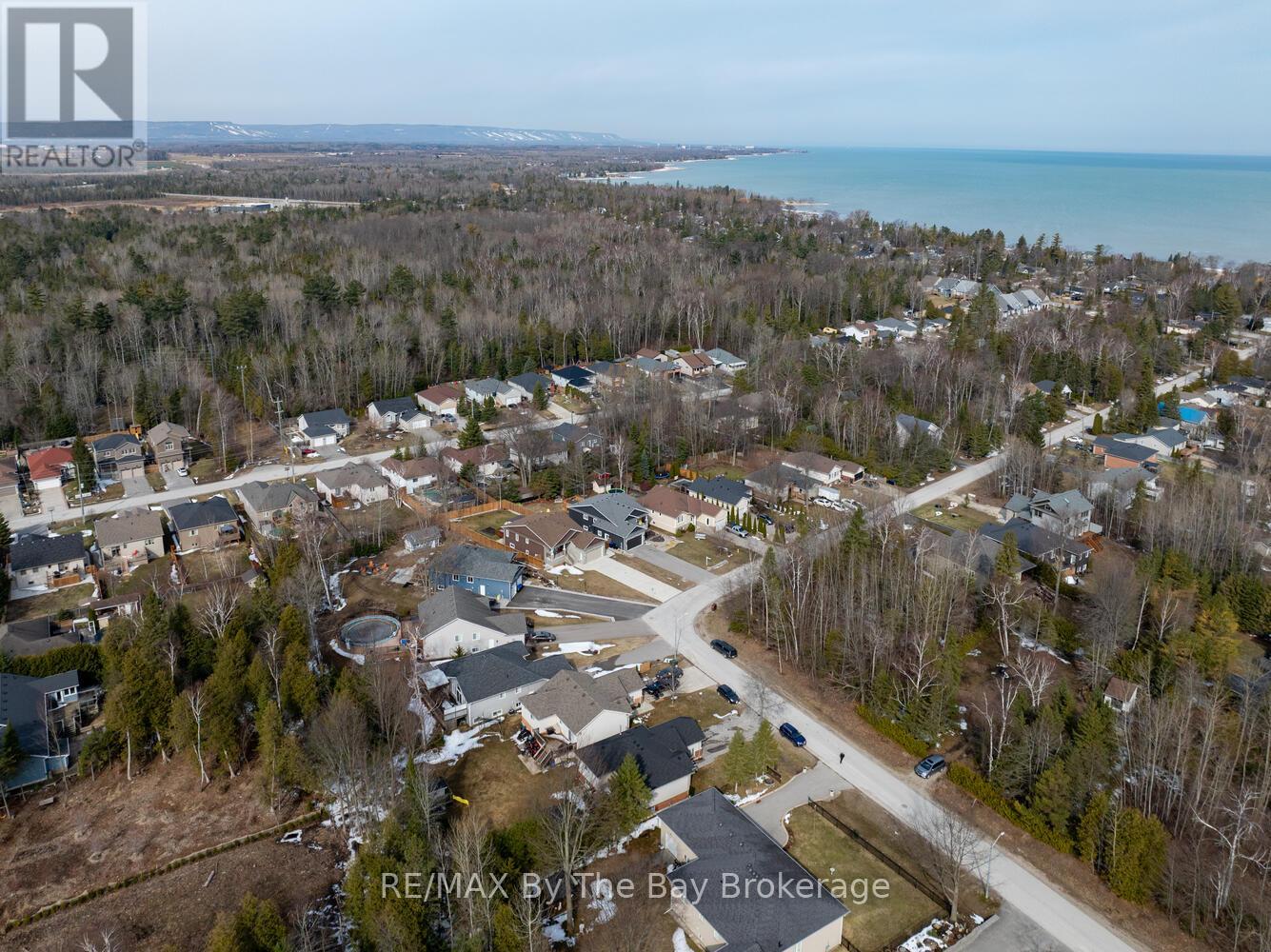 104 61st Street S, Wasaga Beach, Ontario  L9Z 2Z3 - Photo 47 - S12080941