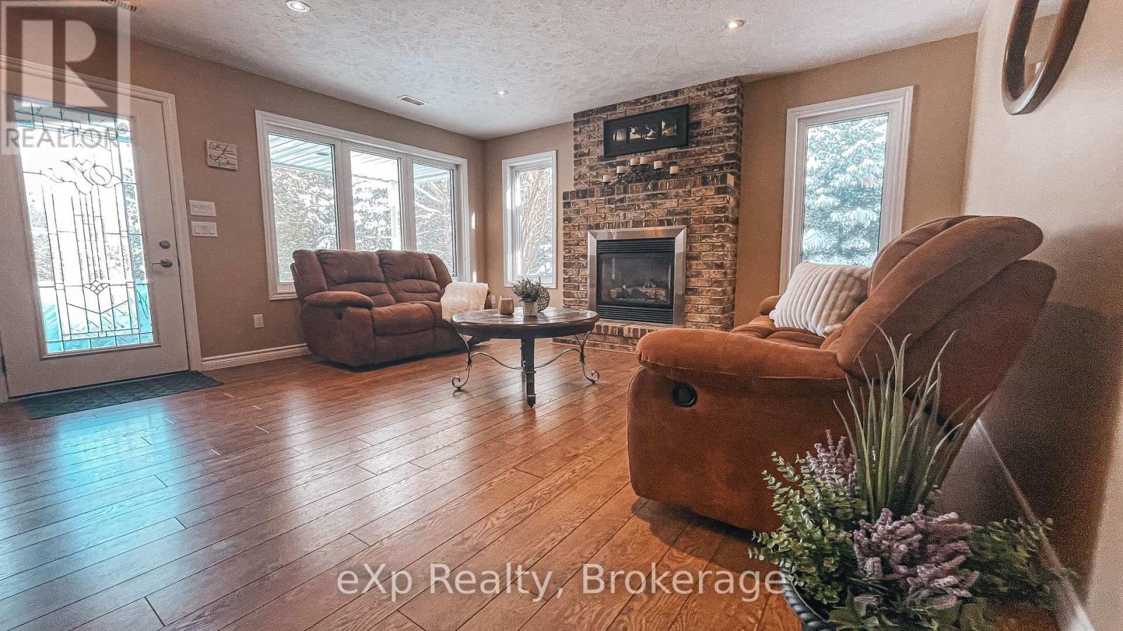 98 Birch Street, South Bruce Peninsula, Ontario  N0H 2G0 - Photo 7 - X11970013