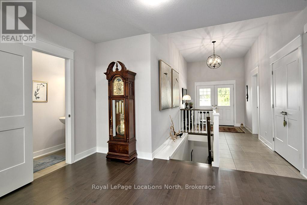 209 Snowberry Lane, Georgian Bluffs, Ontario  N0H 1S0 - Photo 22 - X12080628
