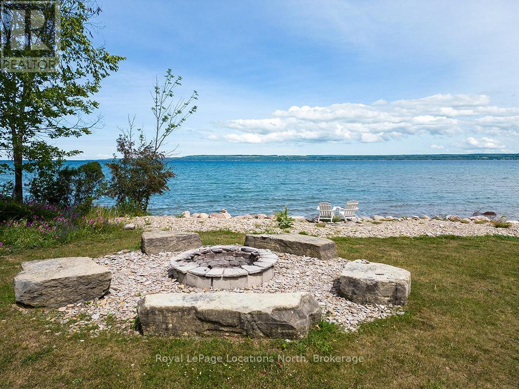 209 Snowberry Lane, Georgian Bluffs, Ontario  N0H 1S0 - Photo 36 - X12080628