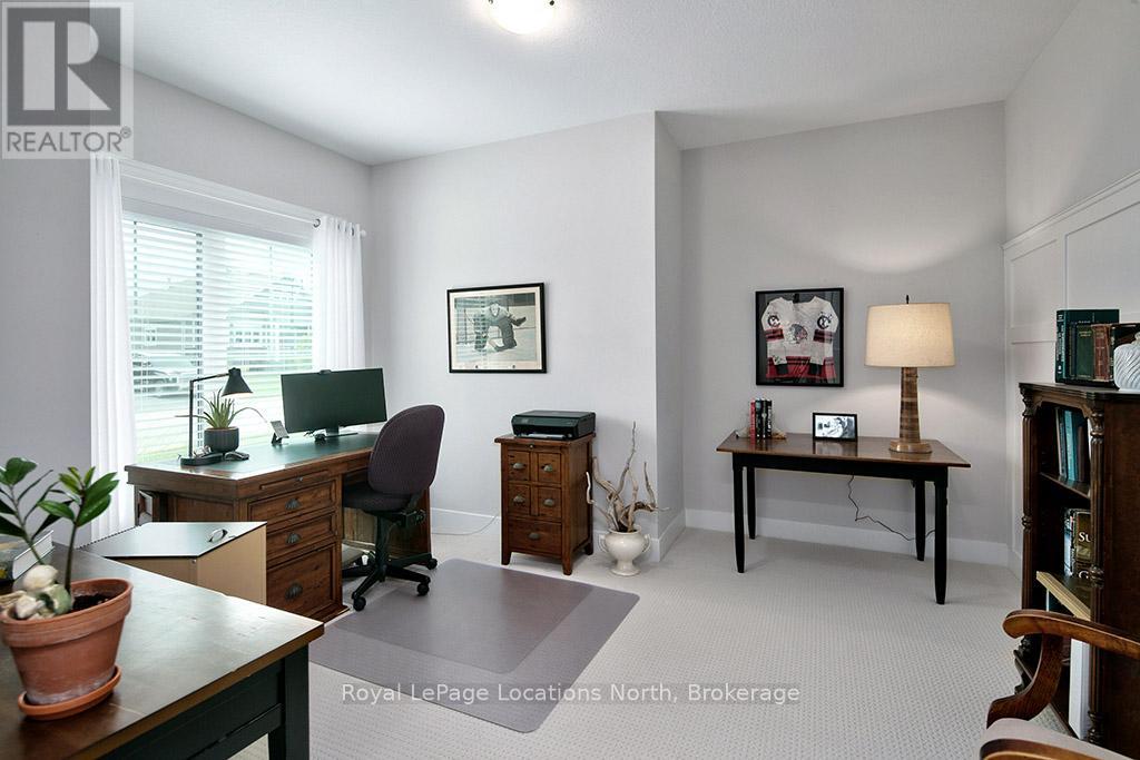 209 Snowberry Lane, Georgian Bluffs, Ontario  N0H 1S0 - Photo 4 - X12080628
