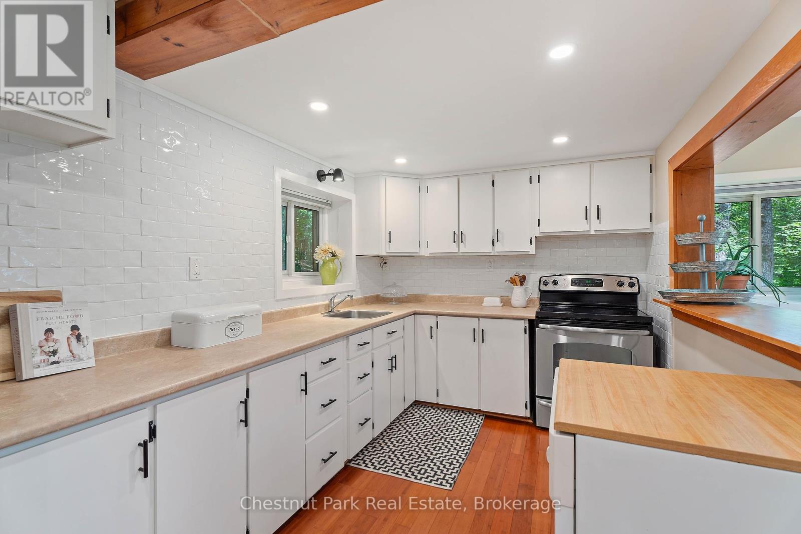 1270 Muskoka 10 Road, Huntsville, Ontario  P0B 1L0 - Photo 19 - X12080753