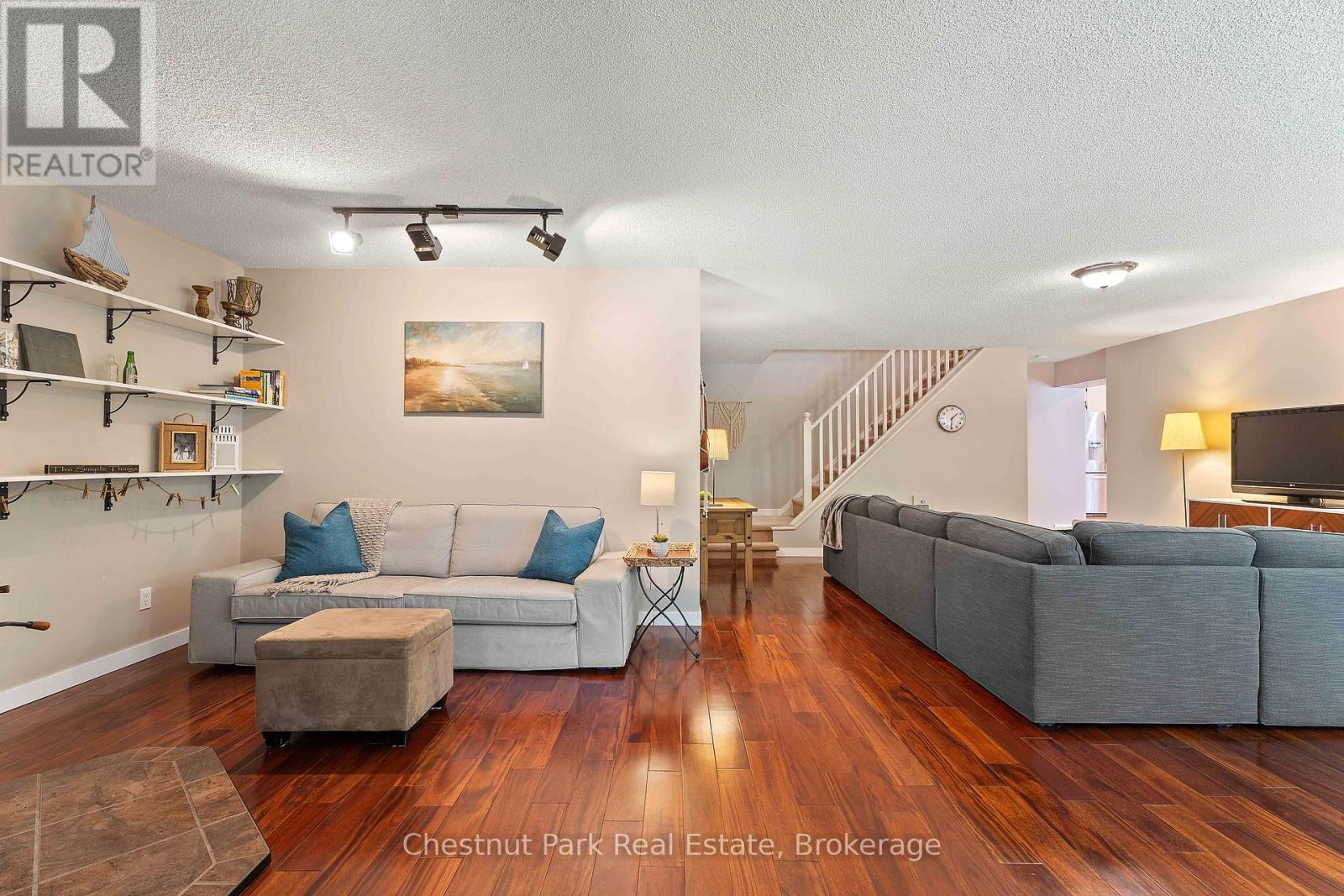 1270 Muskoka 10 Road, Huntsville, Ontario  P0B 1L0 - Photo 9 - X12080753