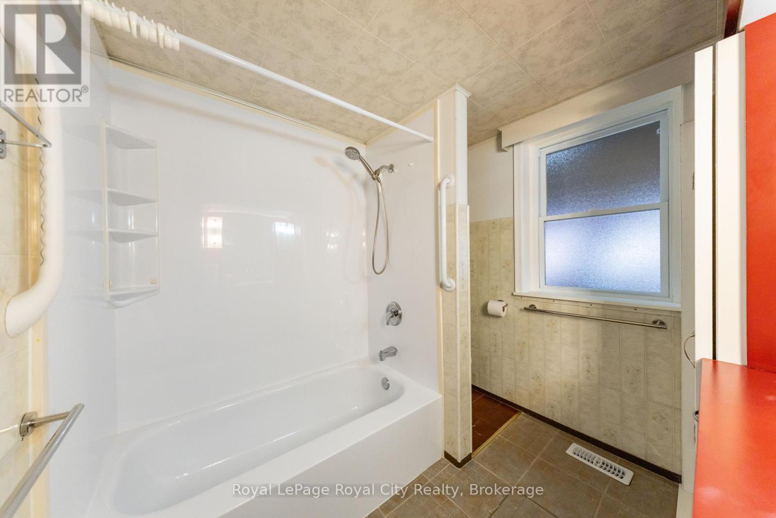 237 Liverpool Street, Guelph, Ontario  N1H 2L6 - Photo 13 - X12080843