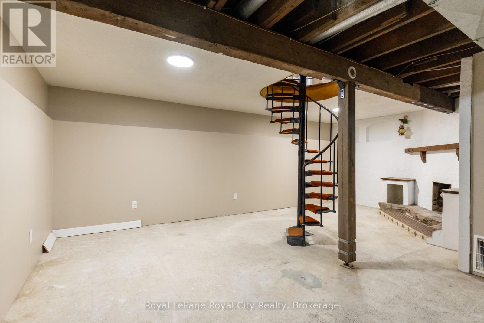 237 Liverpool Street, Guelph, Ontario  N1H 2L6 - Photo 16 - X12080843