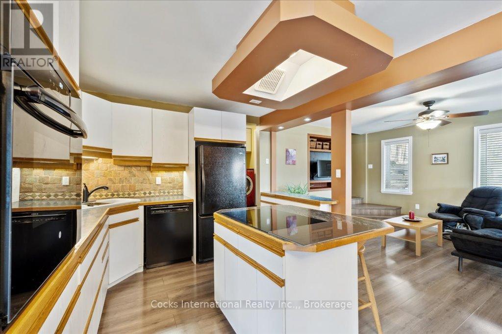 206 On-141 Highway, Huntsville, Ontario  P0B 1M0 - Photo 15 - X12080881