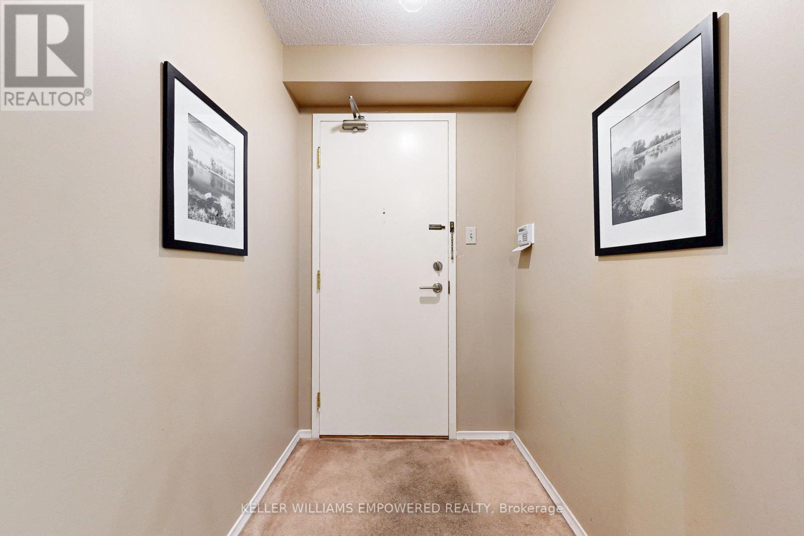 401 - 7460 Bathurst Street, Vaughan, Ontario  L4J 7K9 - Photo 3 - N12080732