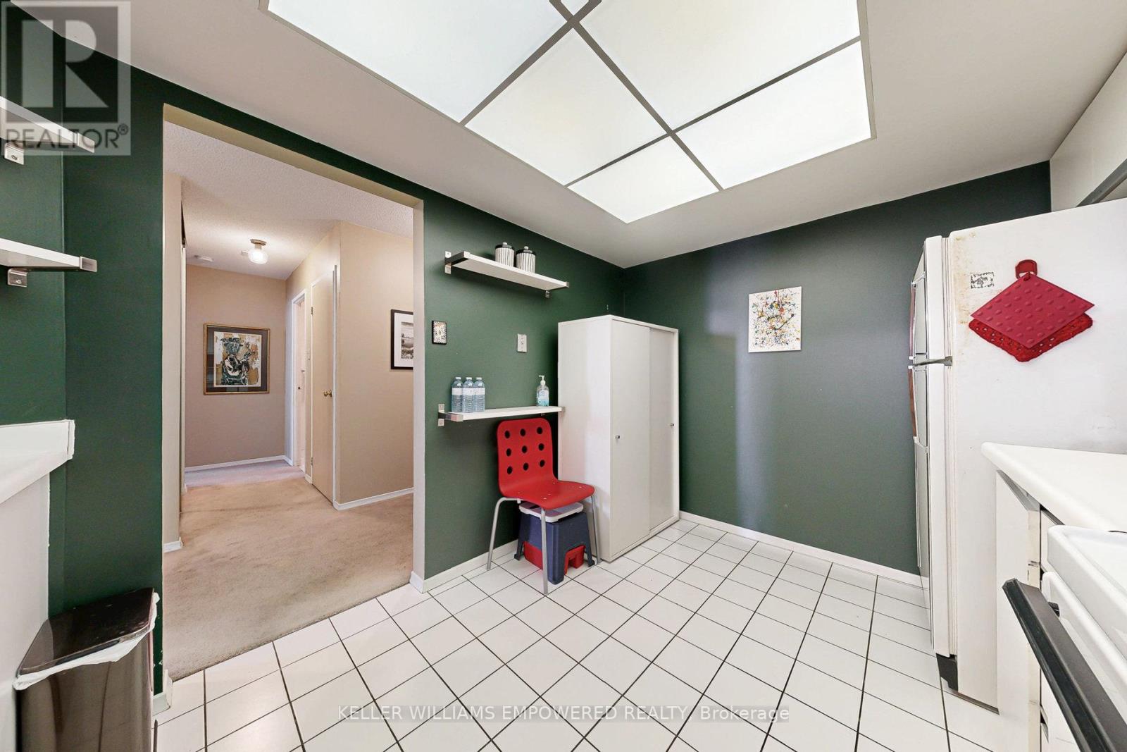 401 - 7460 Bathurst Street, Vaughan, Ontario  L4J 7K9 - Photo 7 - N12080732
