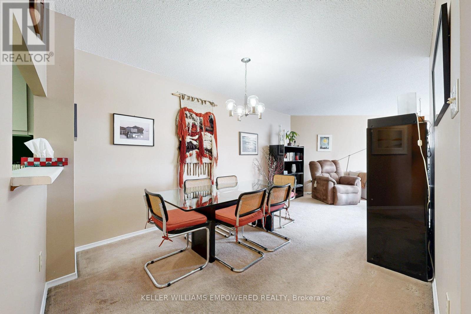 401 - 7460 Bathurst Street, Vaughan, Ontario  L4J 7K9 - Photo 9 - N12080732