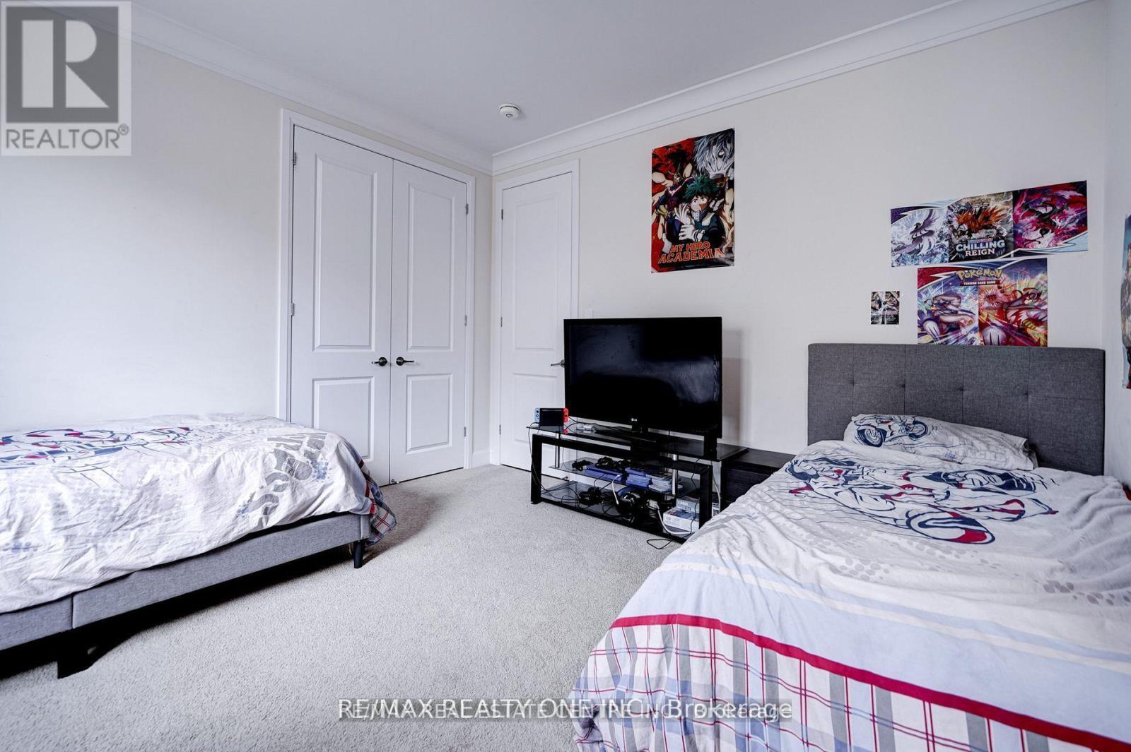 438 North Park Boulevard, Oakville, Ontario  L6M 1N3 - Photo 27 - W12079829