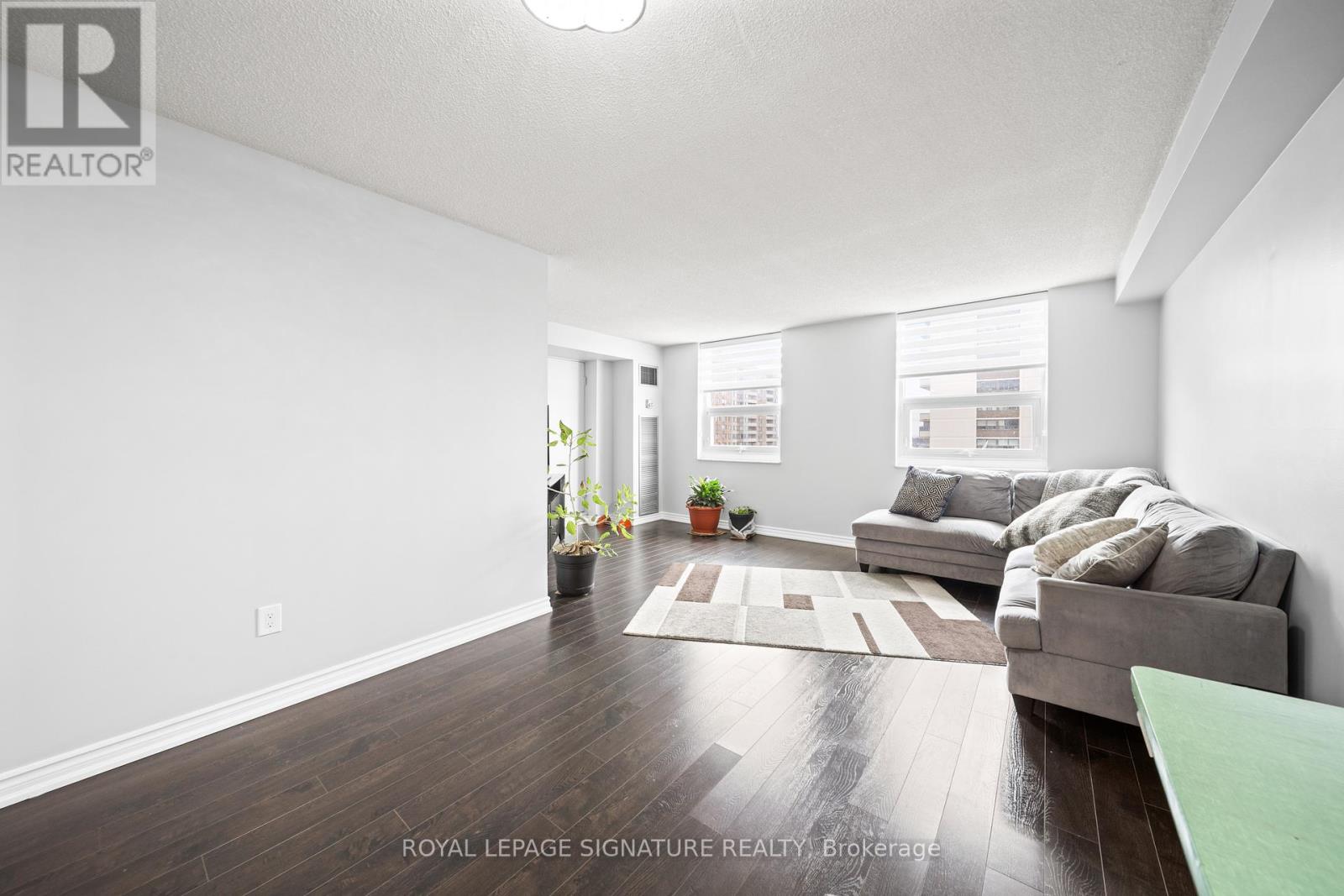 815 - 4 Lisa Street, Brampton, Ontario  L6T 4B6 - Photo 14 - W12080932