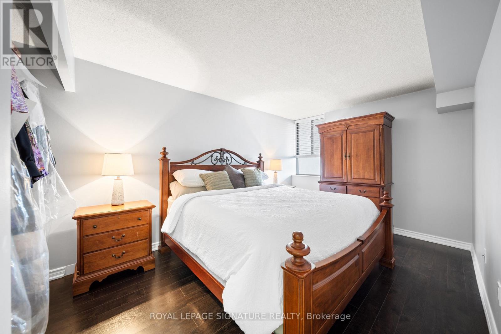 815 - 4 Lisa Street, Brampton, Ontario  L6T 4B6 - Photo 22 - W12080932