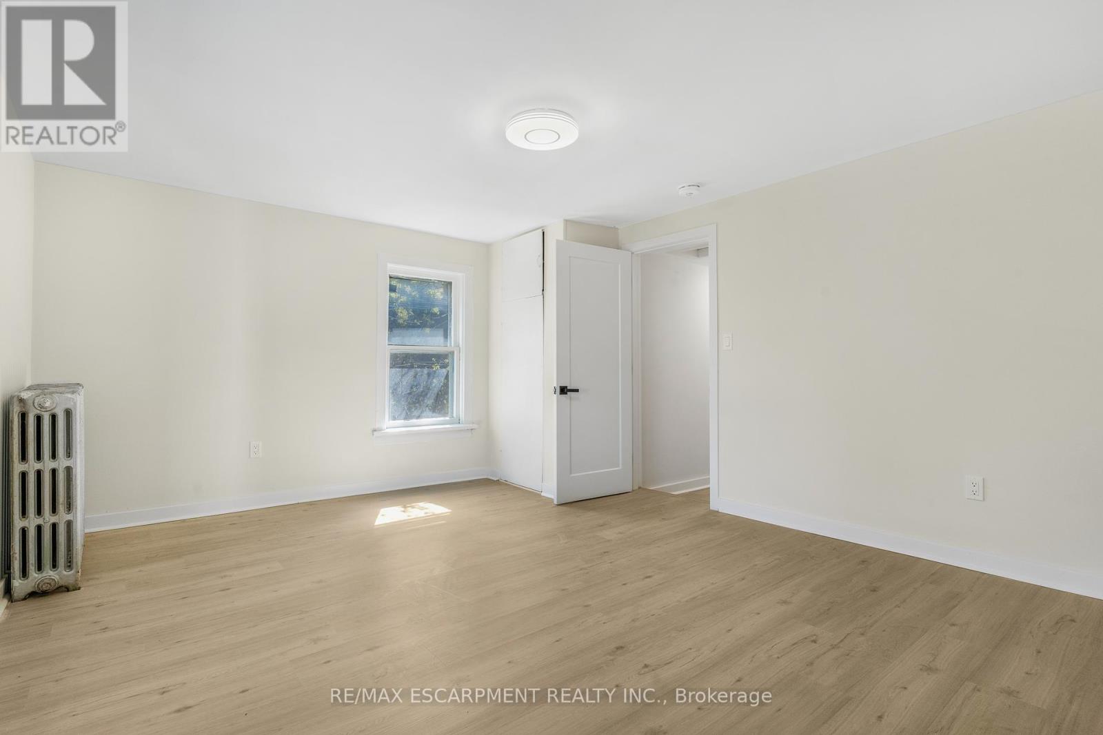 16 Albert Street, Welland, Ontario  L3B 4L2 - Photo 21 - X12077249
