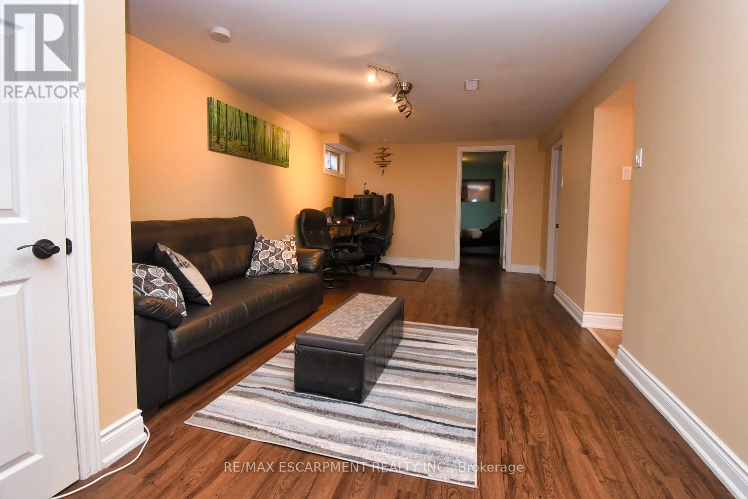 16 Margaret Street, Hamilton, Ontario  L0R 2H0 - Photo 20 - X12080825