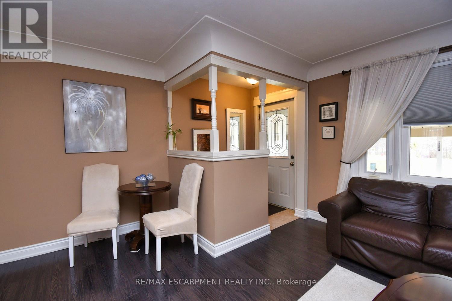 Property at 16 MARGARET STREET image 3