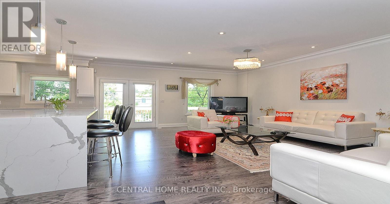 47 Divon Lane, Richmond Hill, Ontario  L4B 0G4 - Photo 3 - N12068392