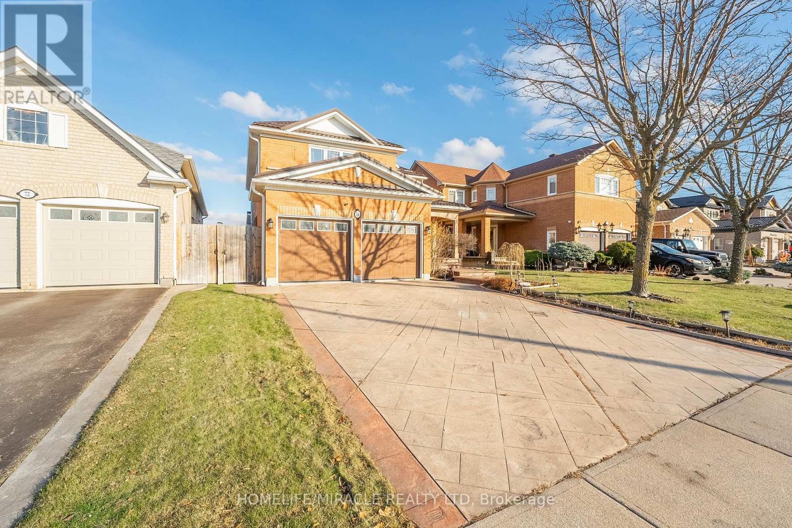 Property at 74 PORCHLIGHT ROAD image 2