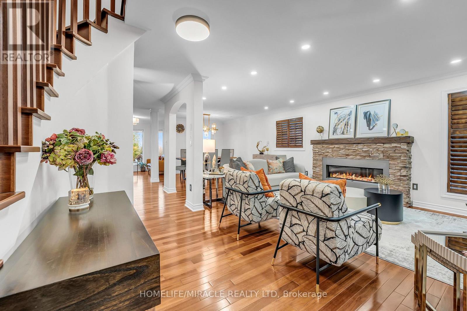 Property at 74 PORCHLIGHT ROAD image 5