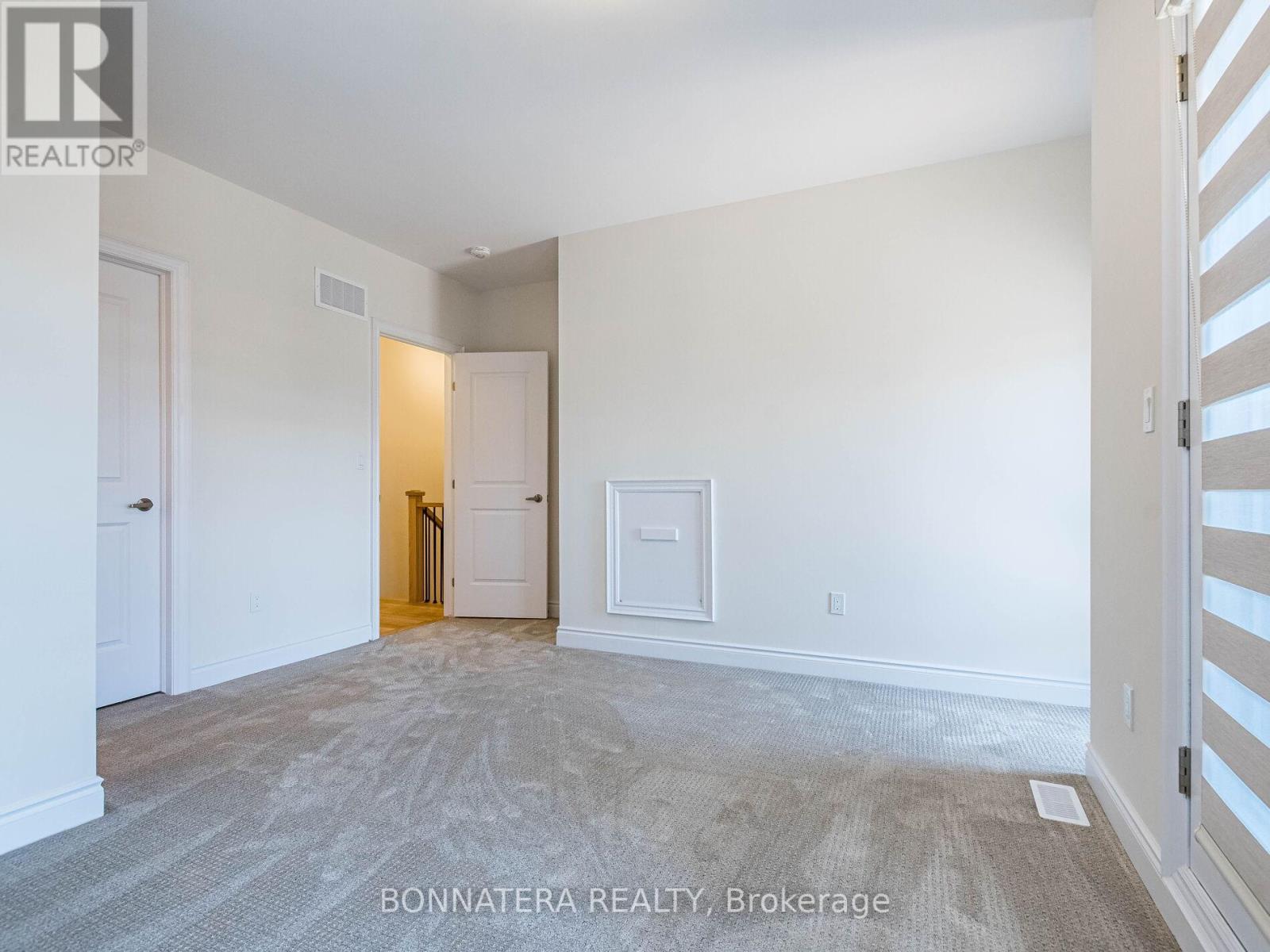 1322 Anthonia Trail, Oakville, Ontario  L6H 7Z4 - Photo 24 - W12074655