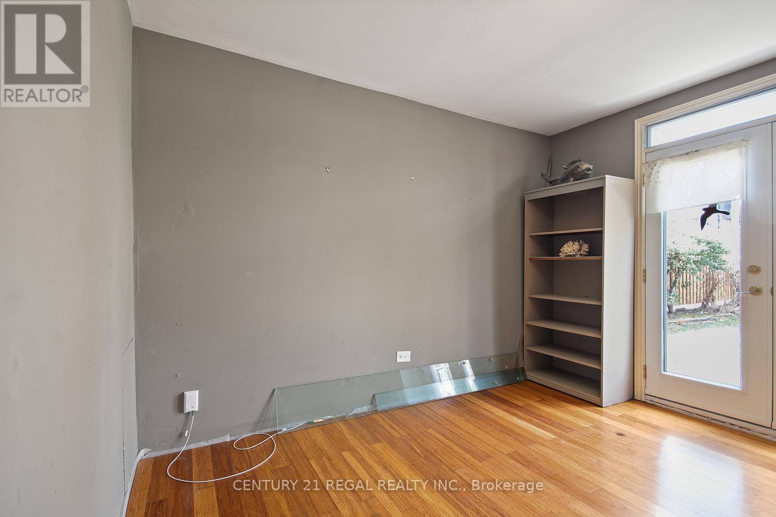 102 Newcastle Street, Toronto, Ontario  M8Z 1C8 - Photo 24 - W12076471