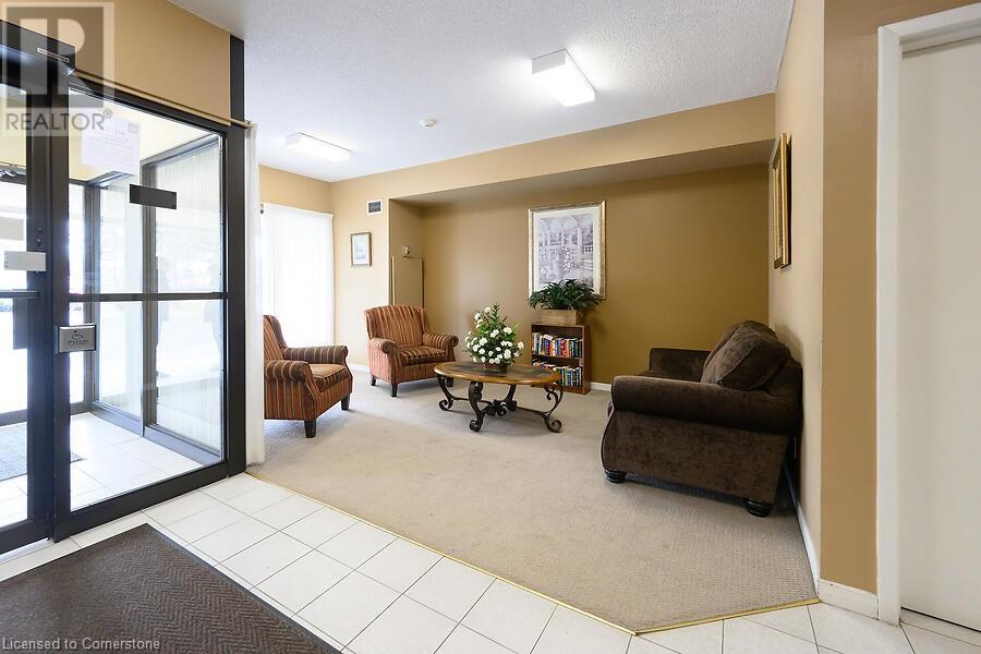 200 Limeridge Road W Unit# 405, Hamilton, Ontario  L9C 7M7 - Photo 5 - 40717108