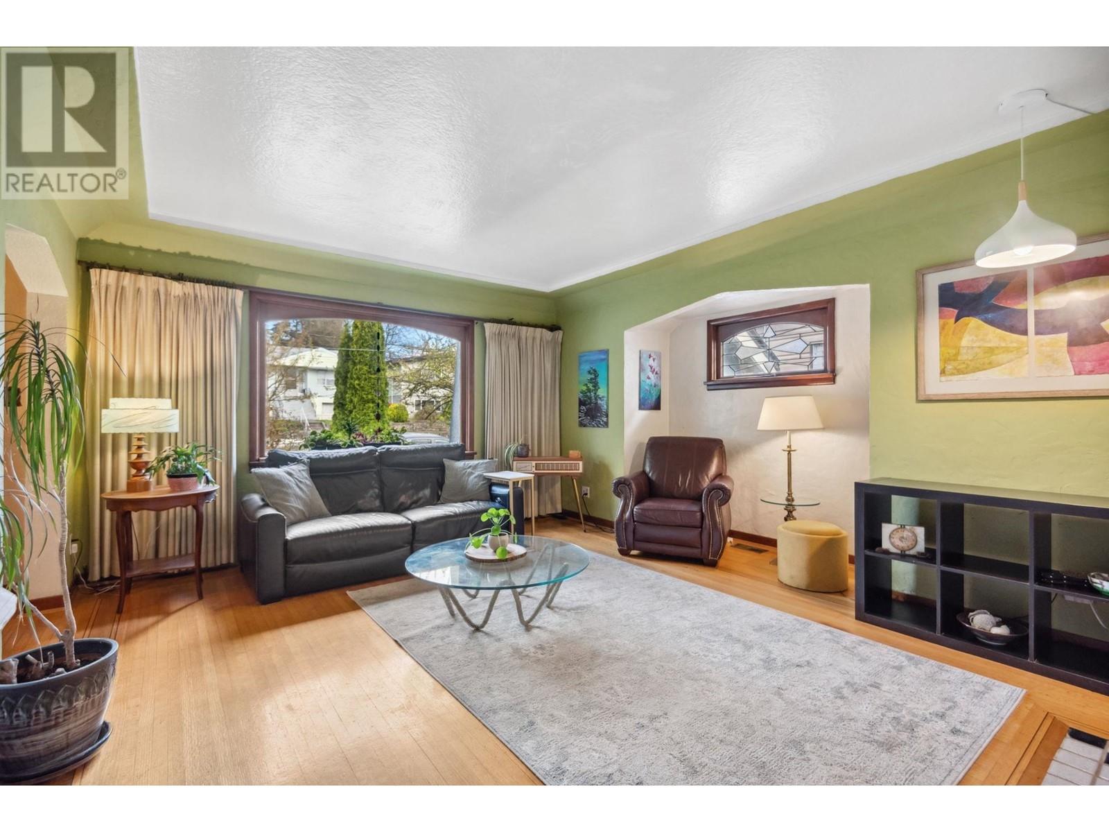 Property at 1216 EDINBURGH STREET image 3