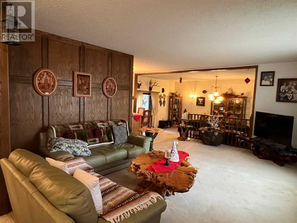 Property at 5 Heather Road N image 3