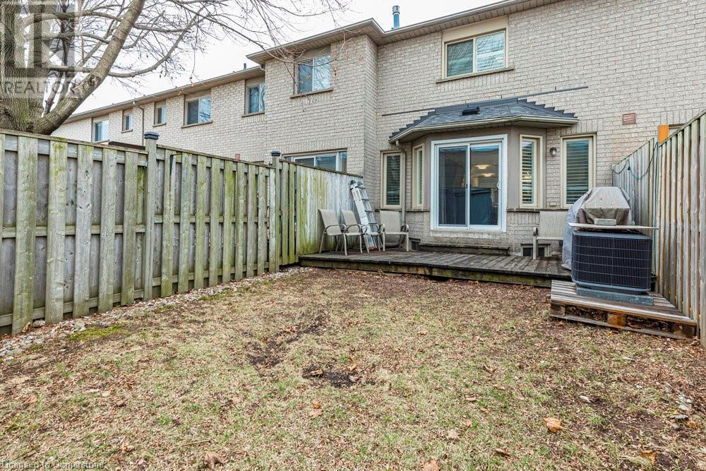 5555 Prince William Drive Unit# 18, Burlington, Ontario  L7L 6P3 - Photo 17 - 40704774