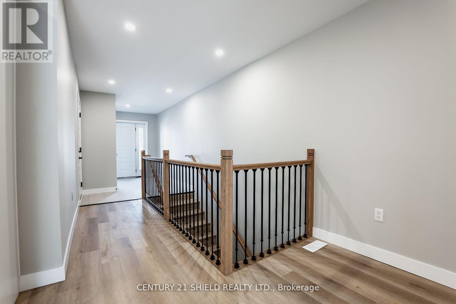 8 Erindale Lane, South Stormont, Ontario  K0C 1P0 - Photo 6 - X12042701