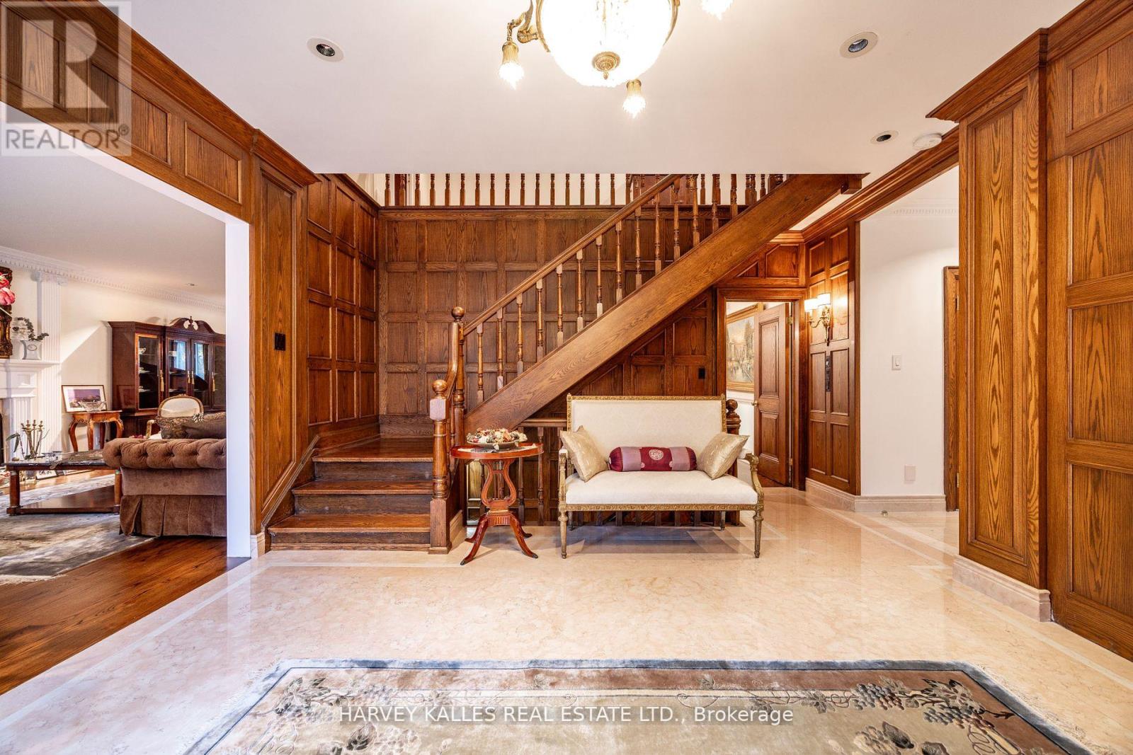 Property at 6 VERSAILLES COURT image 4
