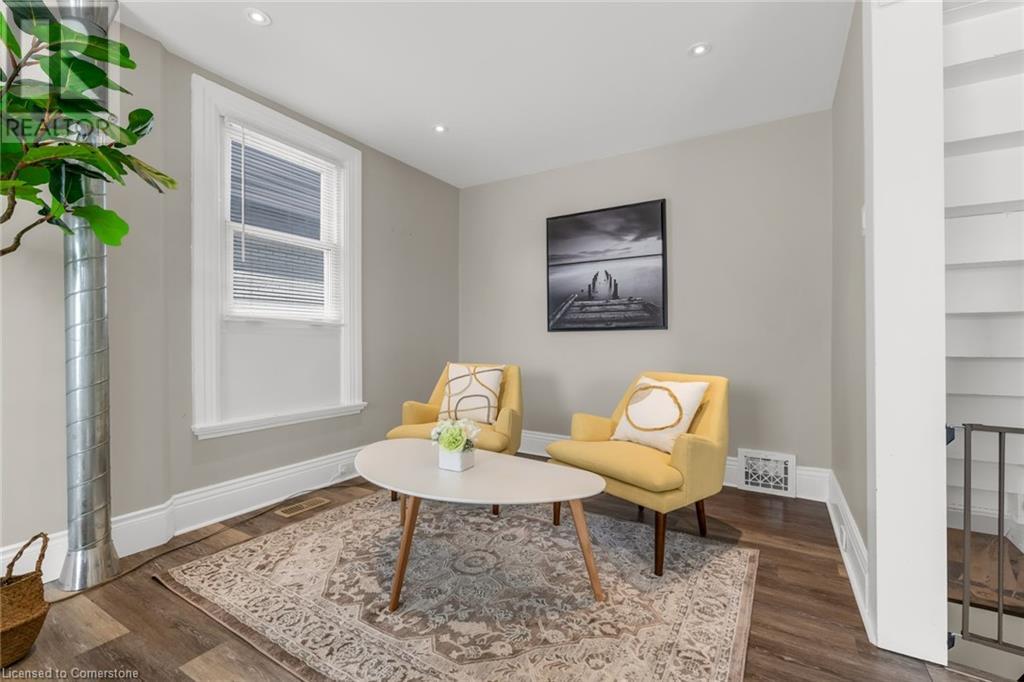 Property at 309 BRANT Avenue image 5
