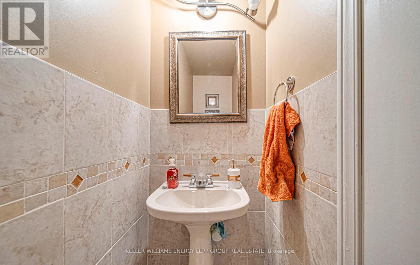 Property at 3 PLACENTIA BOULEVARD image 5