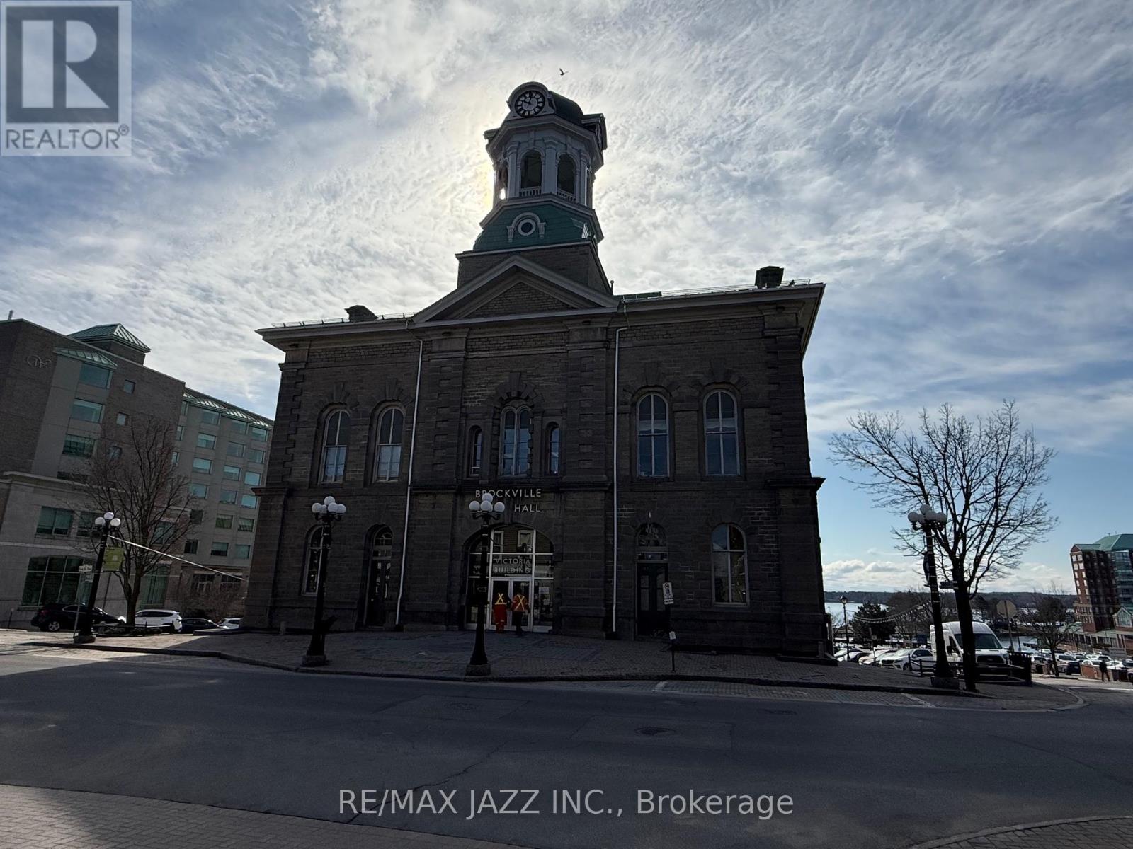 2 King Street W, Brockville, Ontario  K6V 3P6 - Photo 6 - X12083319