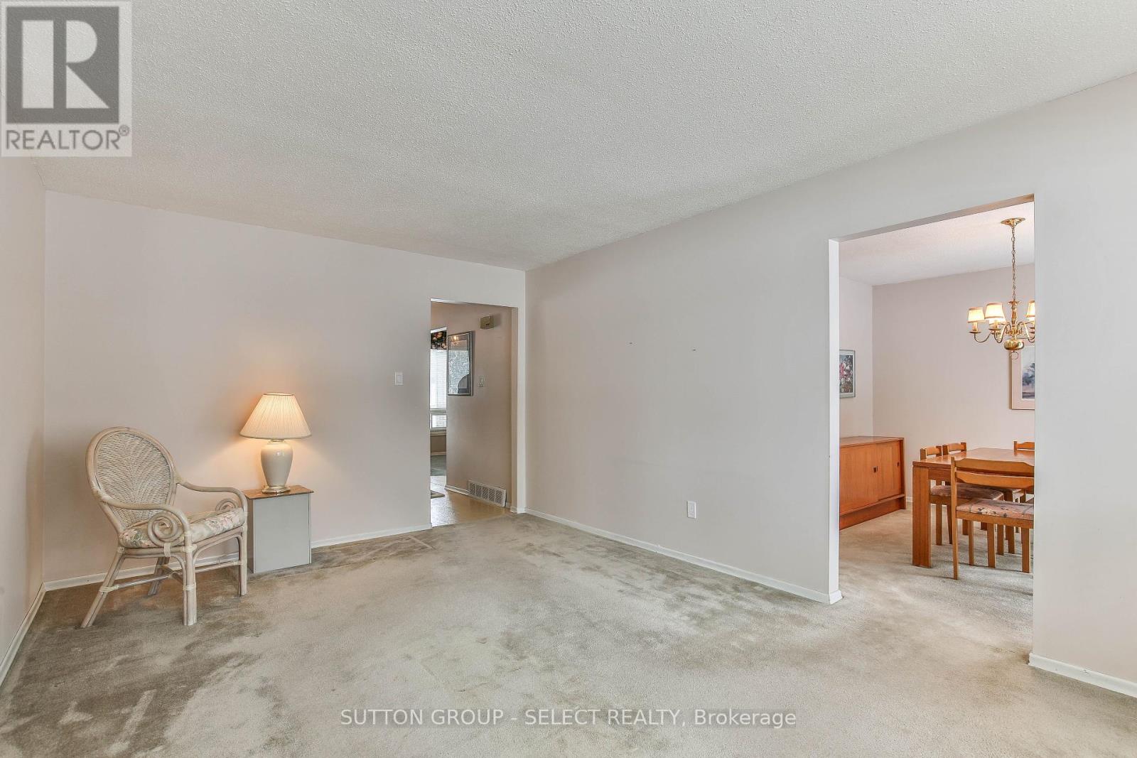 769 Berkshire Drive, London South, Ontario  N6J 3S5 - Photo 9 - X12083039