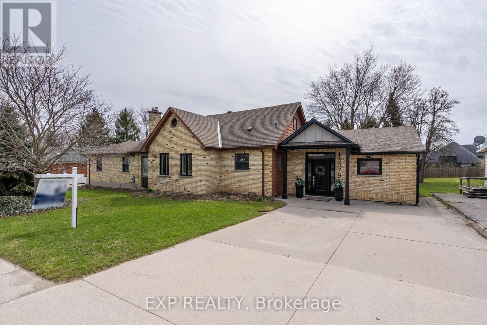 Property at 13379 ILDERTON ROAD image 1